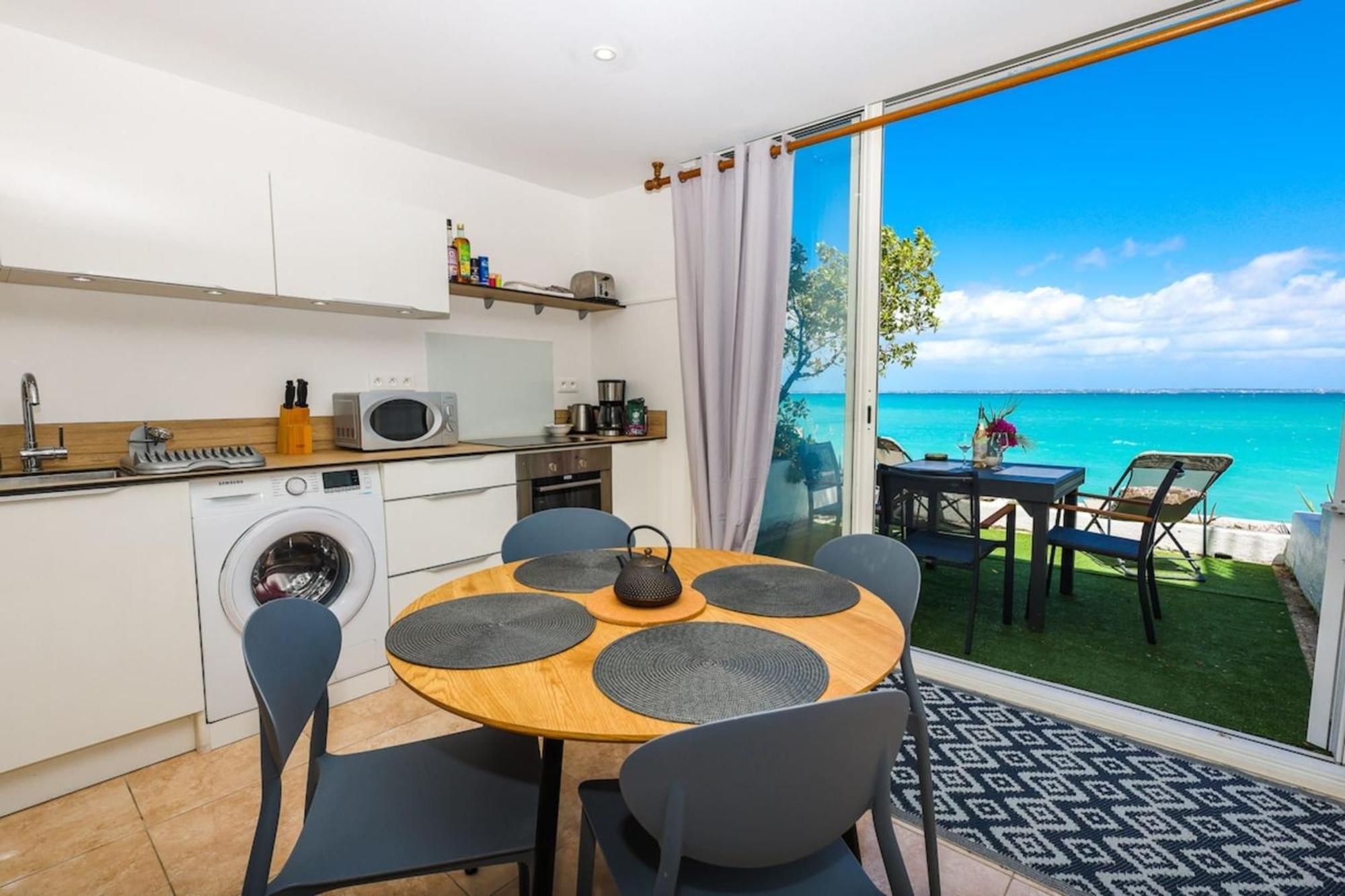 Watalibi - Beachfront Apartment Grand-Case ภายนอก รูปภาพ